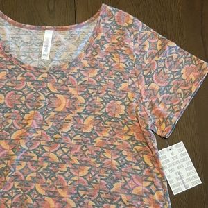 LuLaRoe Classic T